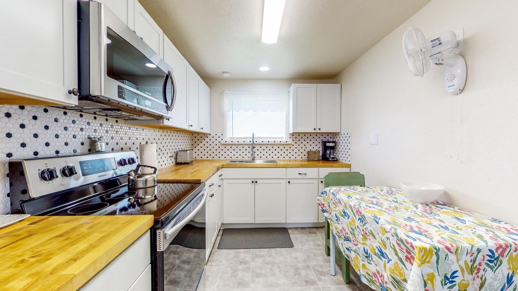 Charming Downtown Bungalow - King Bed, Office Twin Falls Exterior photo